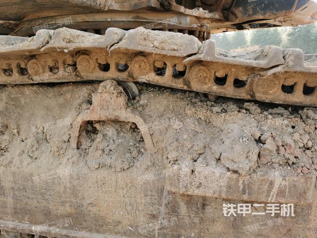 右側(cè)行走馬達(dá)蓋板(行走機(jī)構(gòu)) 右側(cè)行走馬達(dá)蓋板(行走機(jī)構(gòu))