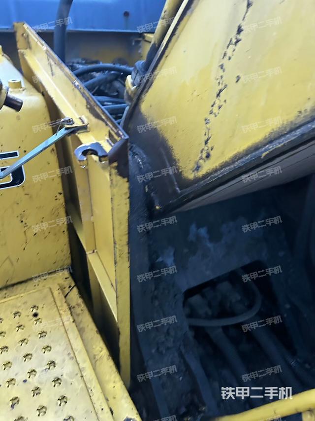 大臂根部?斜視（工作和回轉(zhuǎn)裝置）