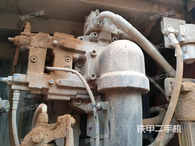 液壓泵斜45?左（大件艙室）