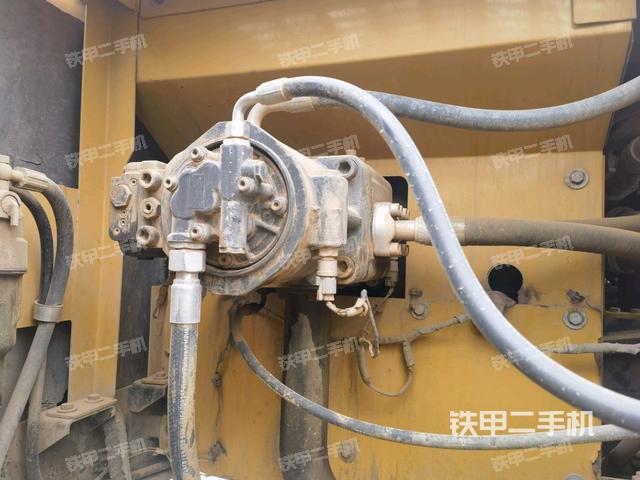 液壓泵室(大件艙室) 液壓泵室(大件艙室)
