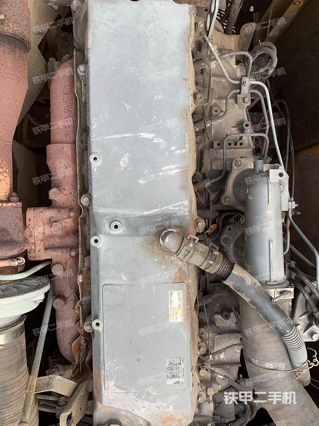 發(fā)動機整體俯視(整機外觀) 發(fā)動機整體俯視(整機外觀)