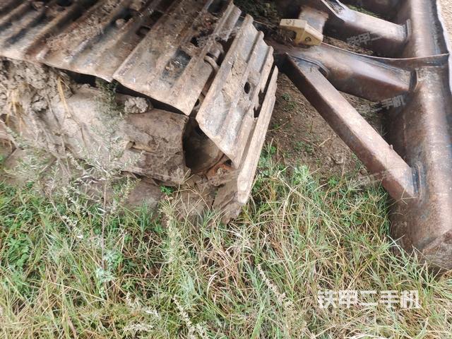 右導(dǎo)向輪（行走機(jī)構(gòu)）