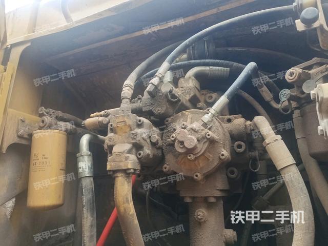 電瓶（大件艙室）