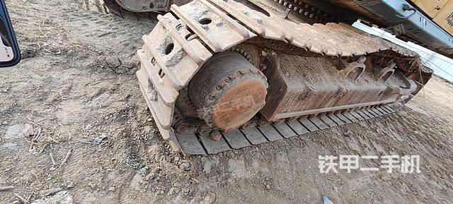 左驅(qū)動(dòng)輪（行走機(jī)構(gòu)）