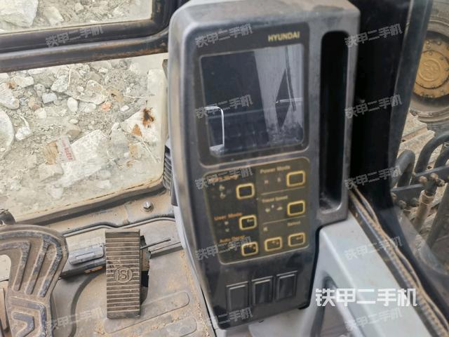顯示屏?(駕駛室部分) 顯示屏?(駕駛室部分)