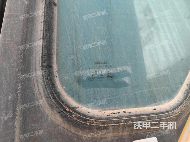 后窗玻璃角標(biāo)(駕駛室部分) 后窗玻璃角標(biāo)(駕駛室部分)