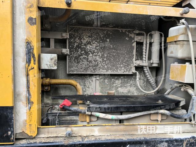 散熱器正面（大件艙室）