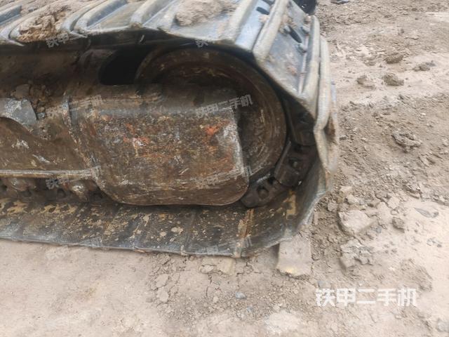 左驅(qū)動(dòng)輪（行走機(jī)構(gòu)）