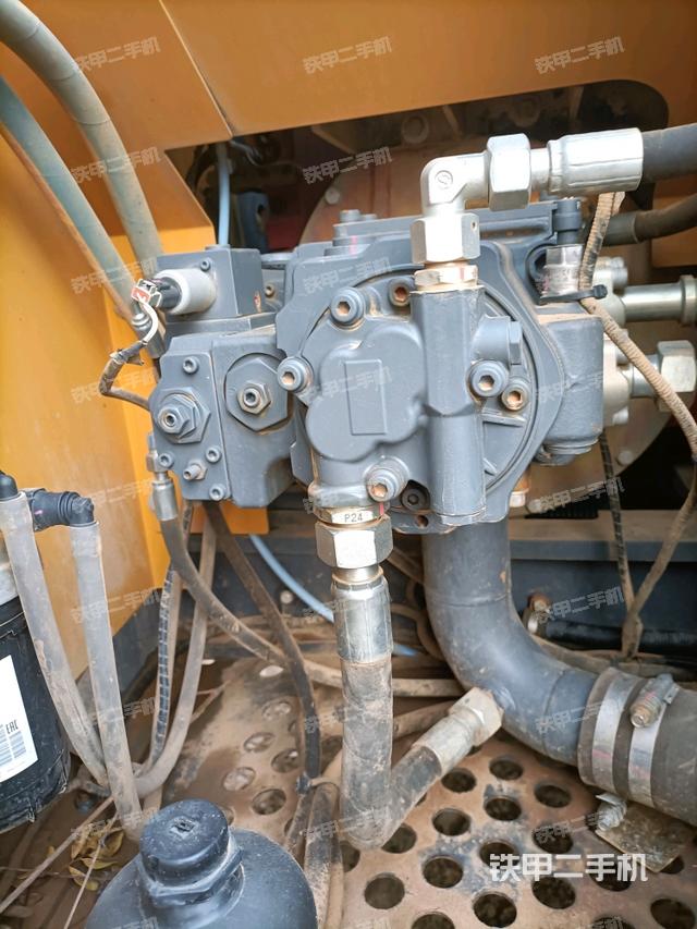 液壓泵室（大件艙室）