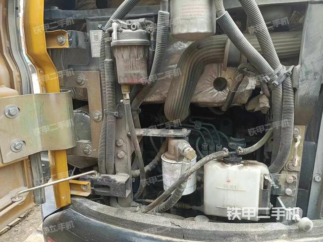 發(fā)動(dòng)機(jī)整體俯視（整機(jī)外觀）