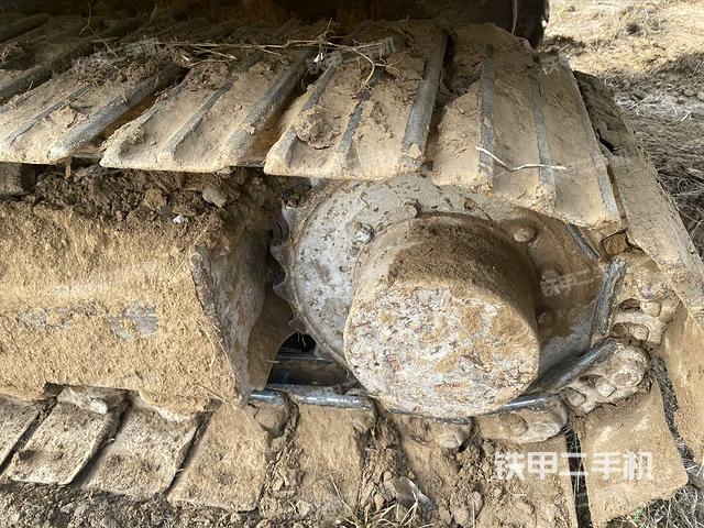 單側(cè)履帶整體（整機(jī)外觀）