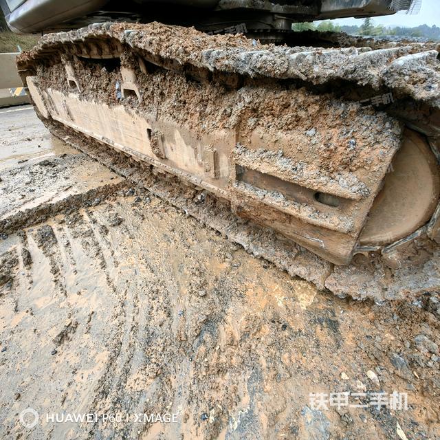 左側(cè)履帶整體?（行走機(jī)構(gòu)）