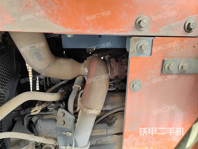 發(fā)動(dòng)機(jī)整體俯視(整機(jī)外觀) 發(fā)動(dòng)機(jī)整體俯視(整機(jī)外觀)