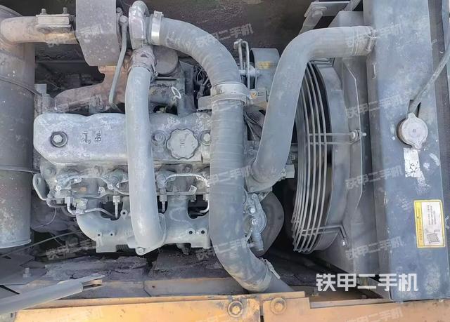 發(fā)動機整體俯視(整機外觀) 發(fā)動機整體俯視(整機外觀)