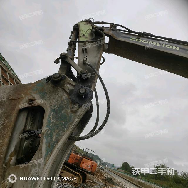 小臂整體左后（工作和回轉(zhuǎn)裝置）