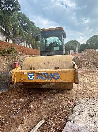 徐工XS265JS壓路機(jī)