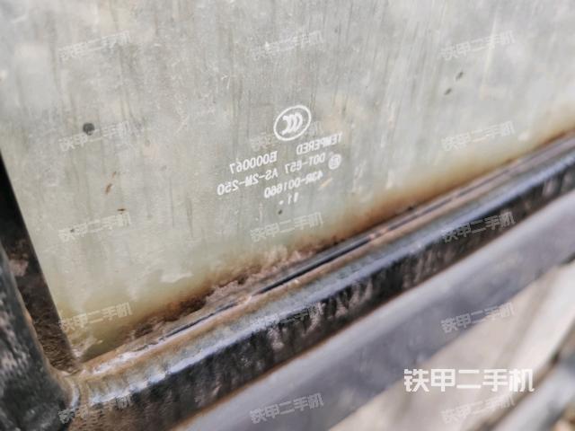 頂棚整體(駕駛室部分) 頂棚整體(駕駛室部分)