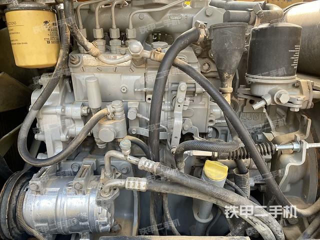 發(fā)動(dòng)機(jī)整體俯視（整機(jī)外觀）