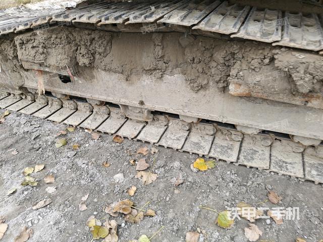 左側(cè)行走馬達蓋板（行走機構(gòu)）