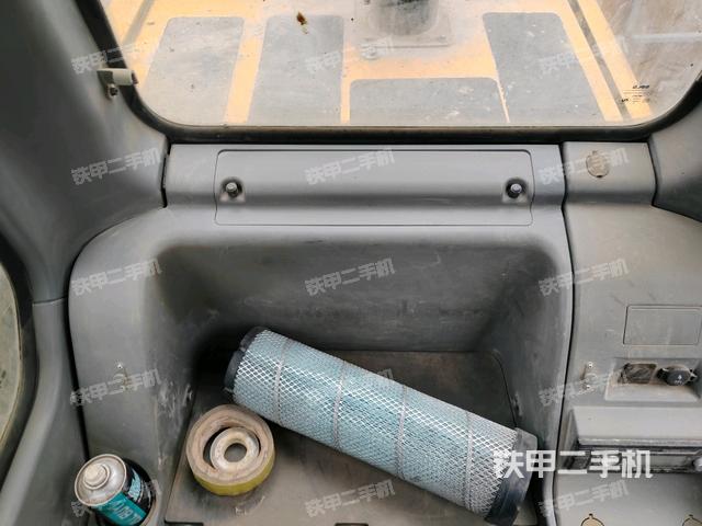頂棚整體(駕駛室部分) 頂棚整體(駕駛室部分)