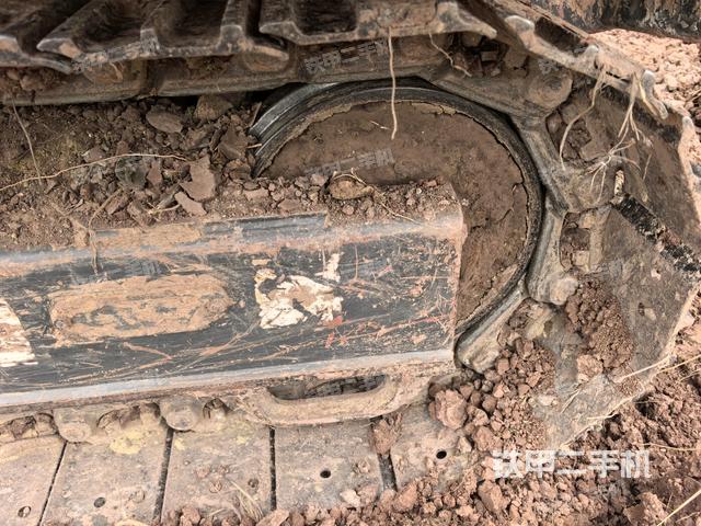 右驅動輪（行走機構）