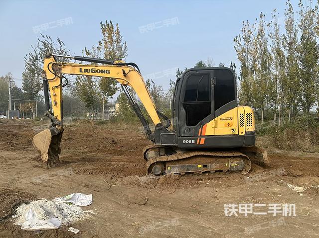 柳工CLG906D挖掘機