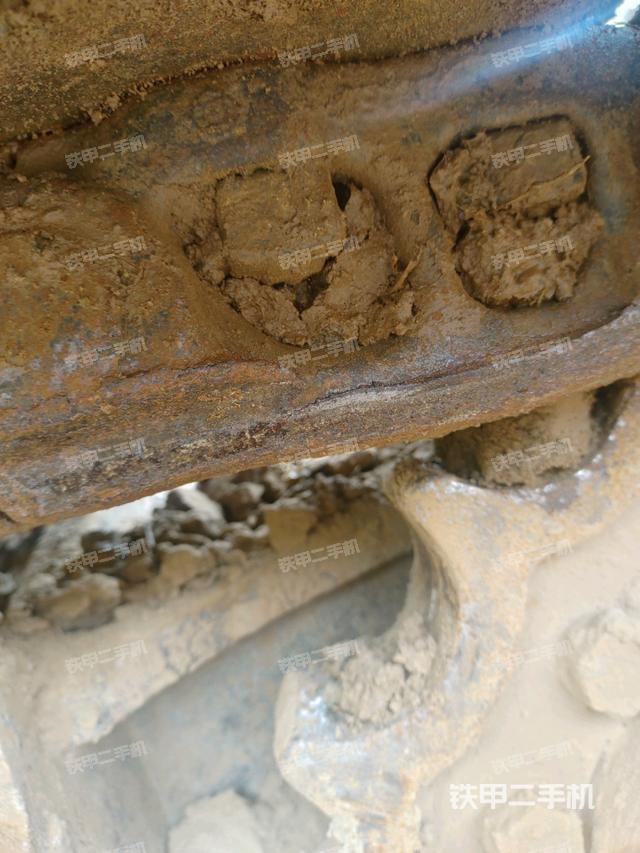 右側(cè)履帶整體（行走機(jī)構(gòu)）