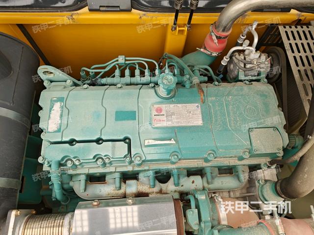 發(fā)動(dòng)機(jī)室（上車部件）