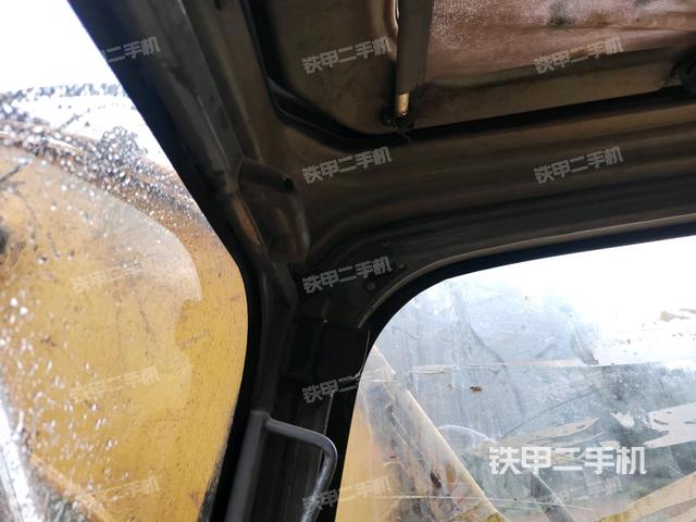 座椅后部(駕駛室部分) 座椅后部(駕駛室部分)