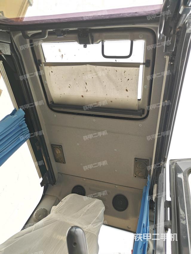 頂棚整體（駕駛室部分）