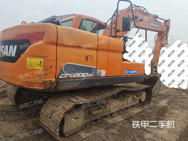 右后45(整機(jī)外觀) 右后45(整機(jī)外觀)