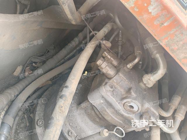 回轉(zhuǎn)馬達(dá)（上車(chē)部件）