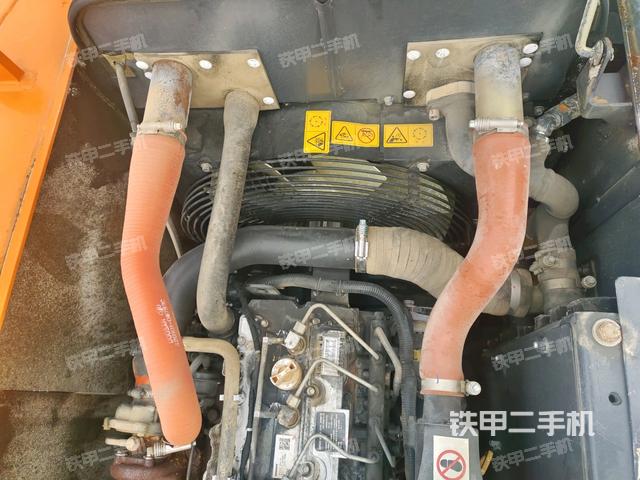 水箱+風(fēng)扇特寫(上車部件) 水箱+風(fēng)扇特寫(上車部件)