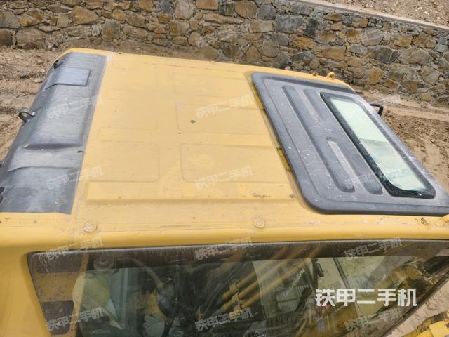 駕駛室頂部俯視(上車部件) 駕駛室頂部俯視(上車部件)