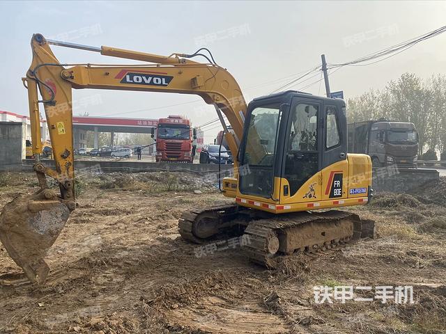 駕駛室整體（整機(jī)外觀）