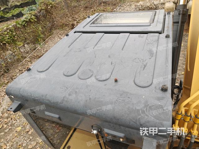 駕駛室頂部俯視（上車部件）