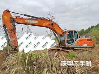 斗山DX300LC-9C挖掘機