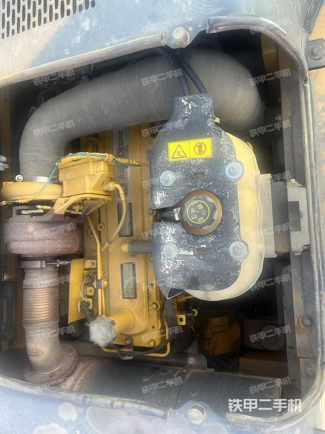 駕駛室頂部俯視（上車部件）