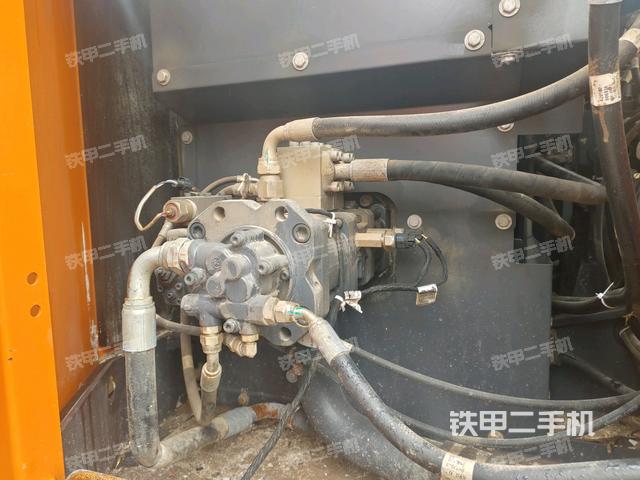 液壓泵室(大件艙室) 液壓泵室(大件艙室)