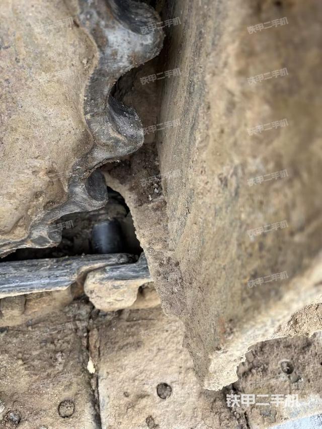 單側履帶整體（整機外觀）