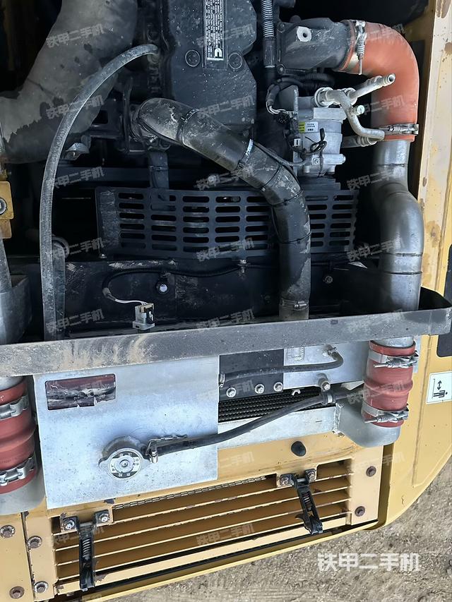 水箱+風扇特寫(上車部件) 水箱+風扇特寫(上車部件)