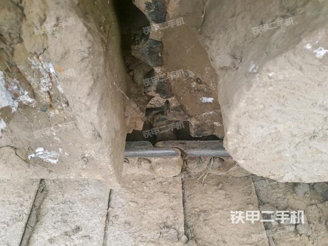 左驅(qū)動輪(行走機(jī)構(gòu)) 左驅(qū)動輪(行走機(jī)構(gòu))