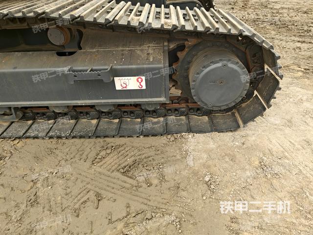 左側(cè)履帶整體?（行走機(jī)構(gòu)）