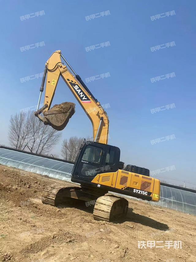 駕駛室頂部（整機(jī)外觀）