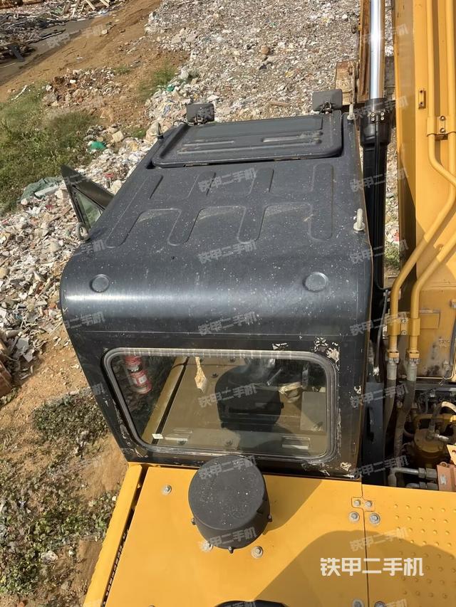 駕駛室頂部（整機(jī)外觀）