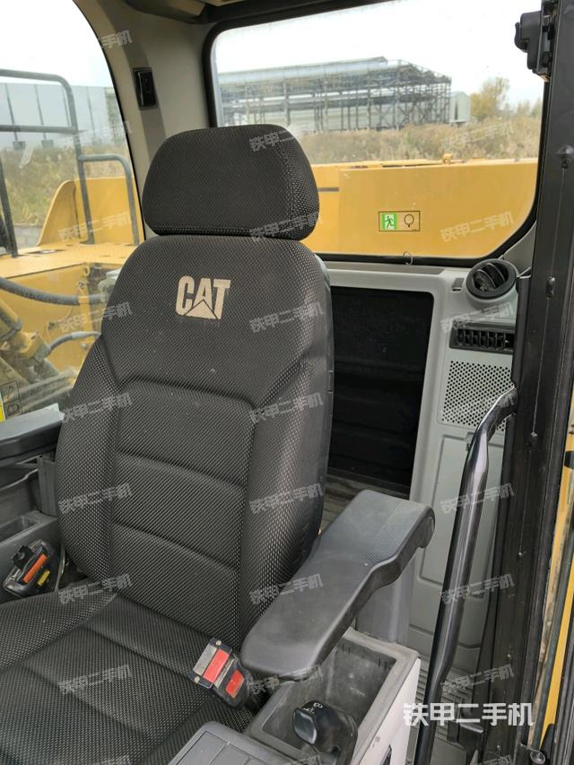 座椅后部（駕駛室部分）