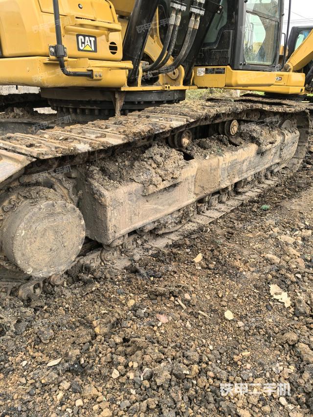 左側(cè)履帶整體?（行走機(jī)構(gòu)）