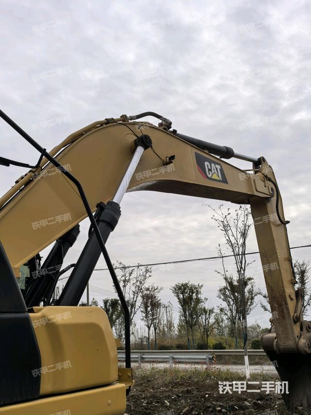 大臂整體?右側(cè)（工作和回轉(zhuǎn)裝置）