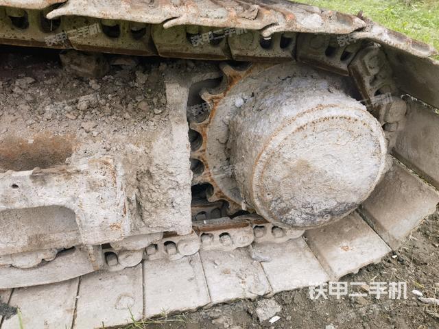 左驅(qū)動輪(行走機(jī)構(gòu)) 左驅(qū)動輪(行走機(jī)構(gòu))