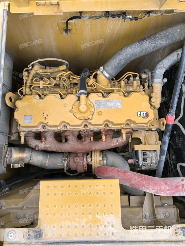 發(fā)動機(jī)室（上車部件）